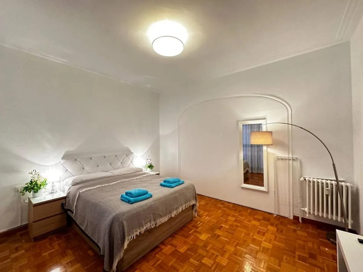 Rooms Nuevo Roger Barcellona