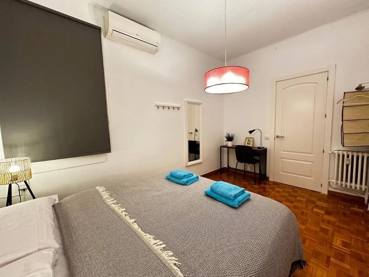 Bed & Breakfast Rooms Nuevo Roger Barcellona Spagna