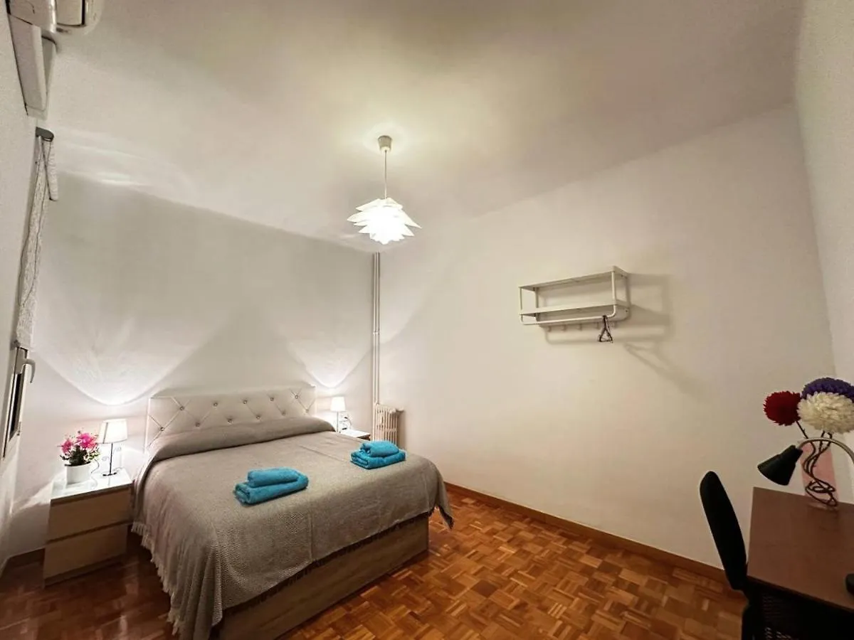 Rooms Nuevo Roger Barcelona 0*,